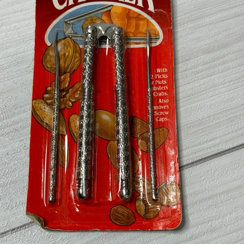 Homecraft Travco Nut Cracker Set with 2 Picks for Nuts Lobsters Crabs Screw Caps